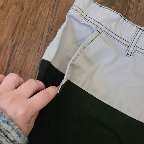 iJeans by Buffalo Colorblock Shorts - Picture 3 of 7